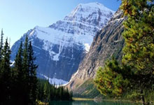 葡萄牙队在欧预赛半决赛中逆转击败英格兰：一场写进历史的逆袭之夜